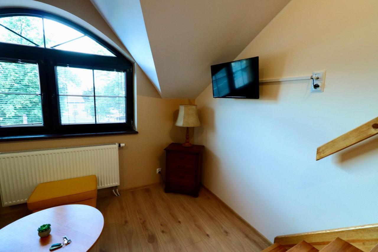 Karczma Pod Jesionem Hotel Brdow Buitenkant foto